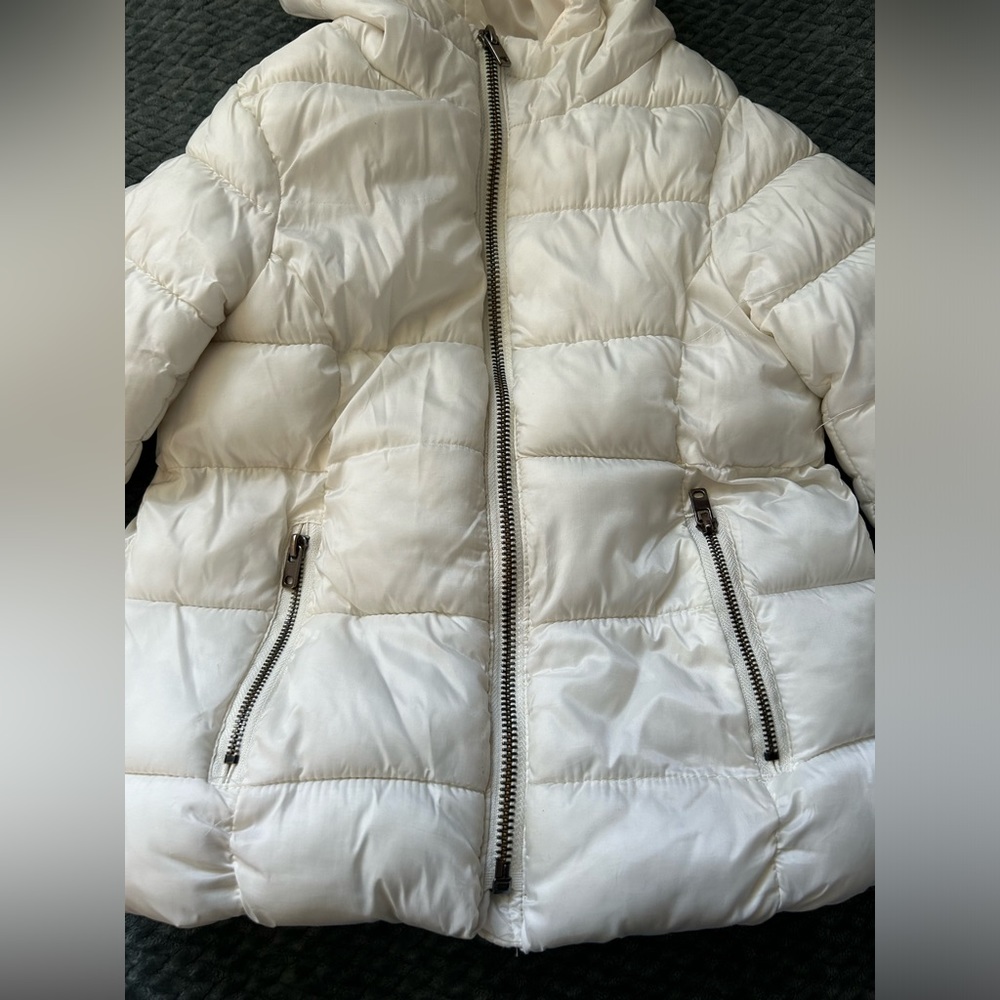 Zara girls Size 4 - Faux fur hood